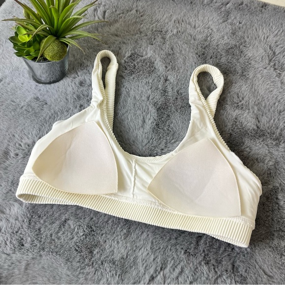NWOT Off White Ribbed Bralette Bikini Top and Cheeky Bottoms - XS - Picture 7 of 9